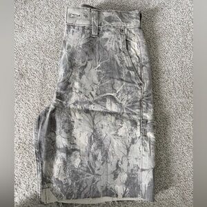 Hollister Mens Camo cargo shorts